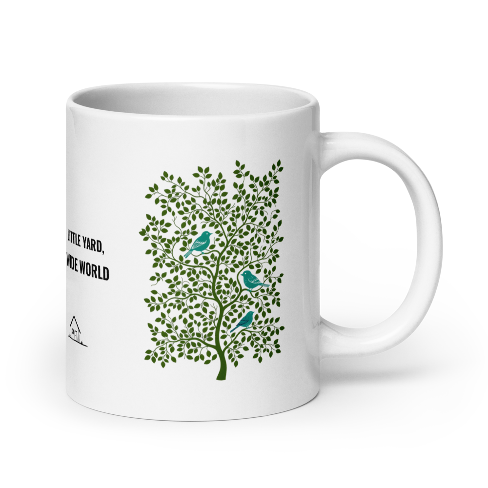 20 oz backyard bird mug, handle on the right: the same design on the wider 20 oz mug