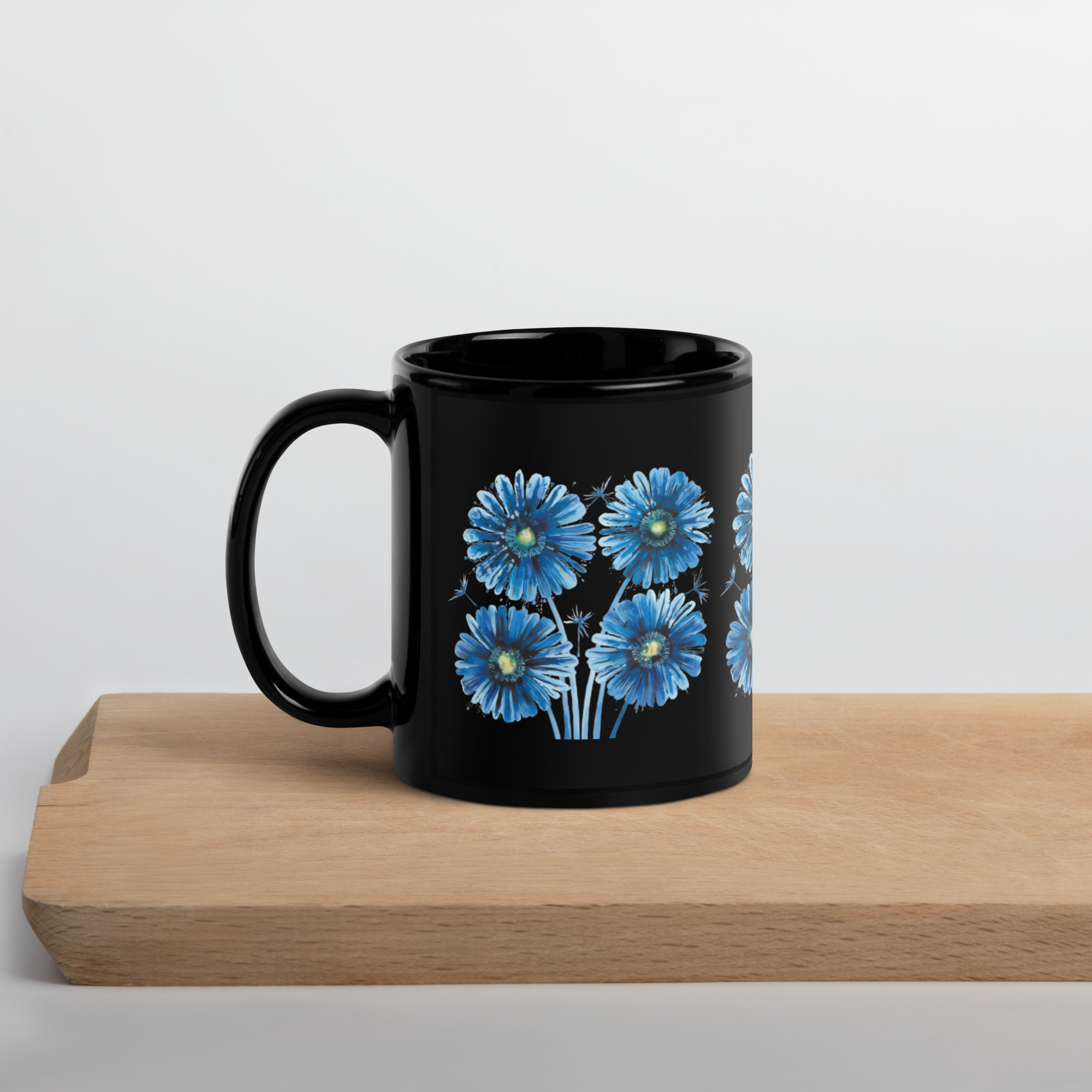Vintage Flower Print Mug – Black Glossy Coffee Cup for Art & Tea Lovers.