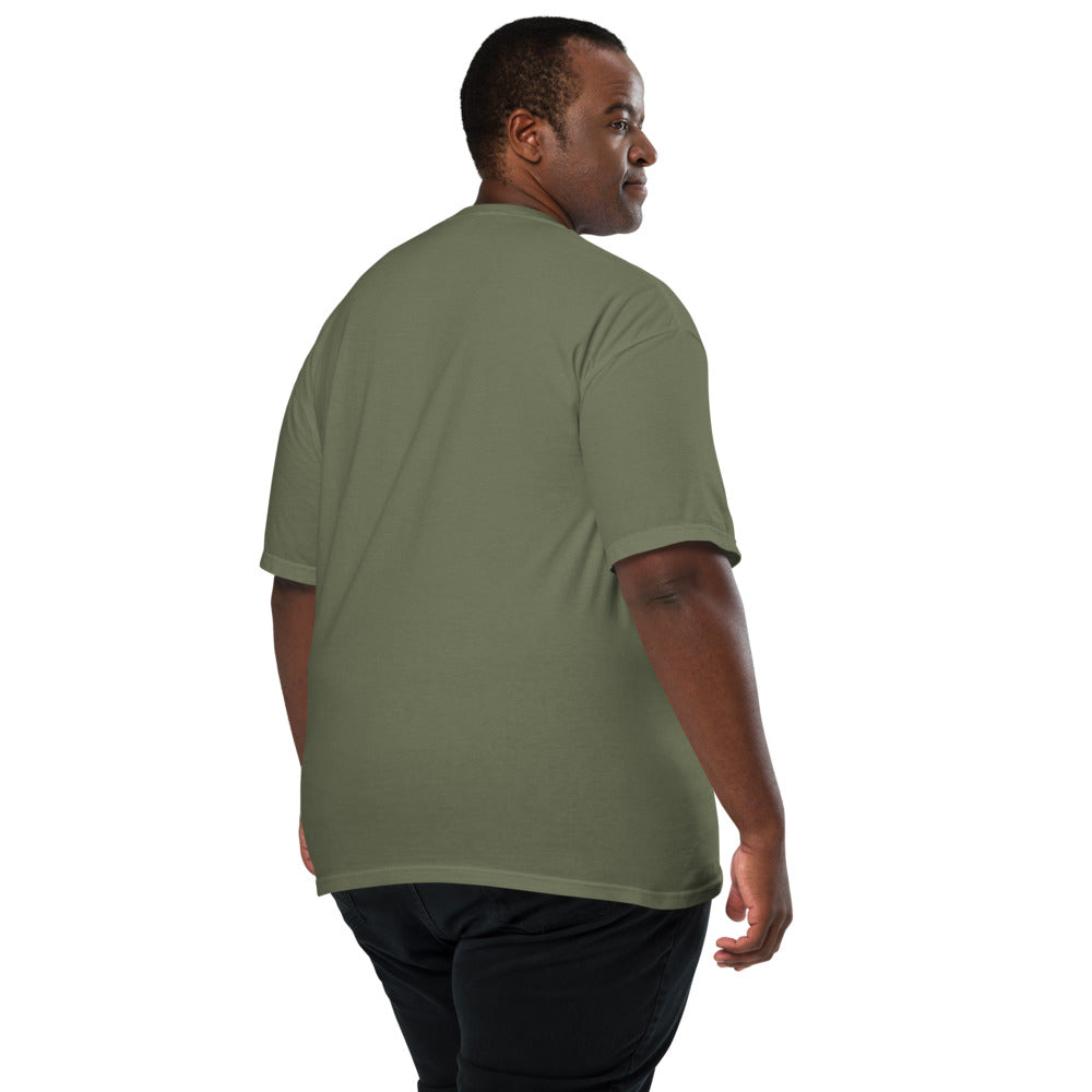 Rocky Mountain National Park vintage Longs Peak badge t-shirt in moss worn by a model, back view
