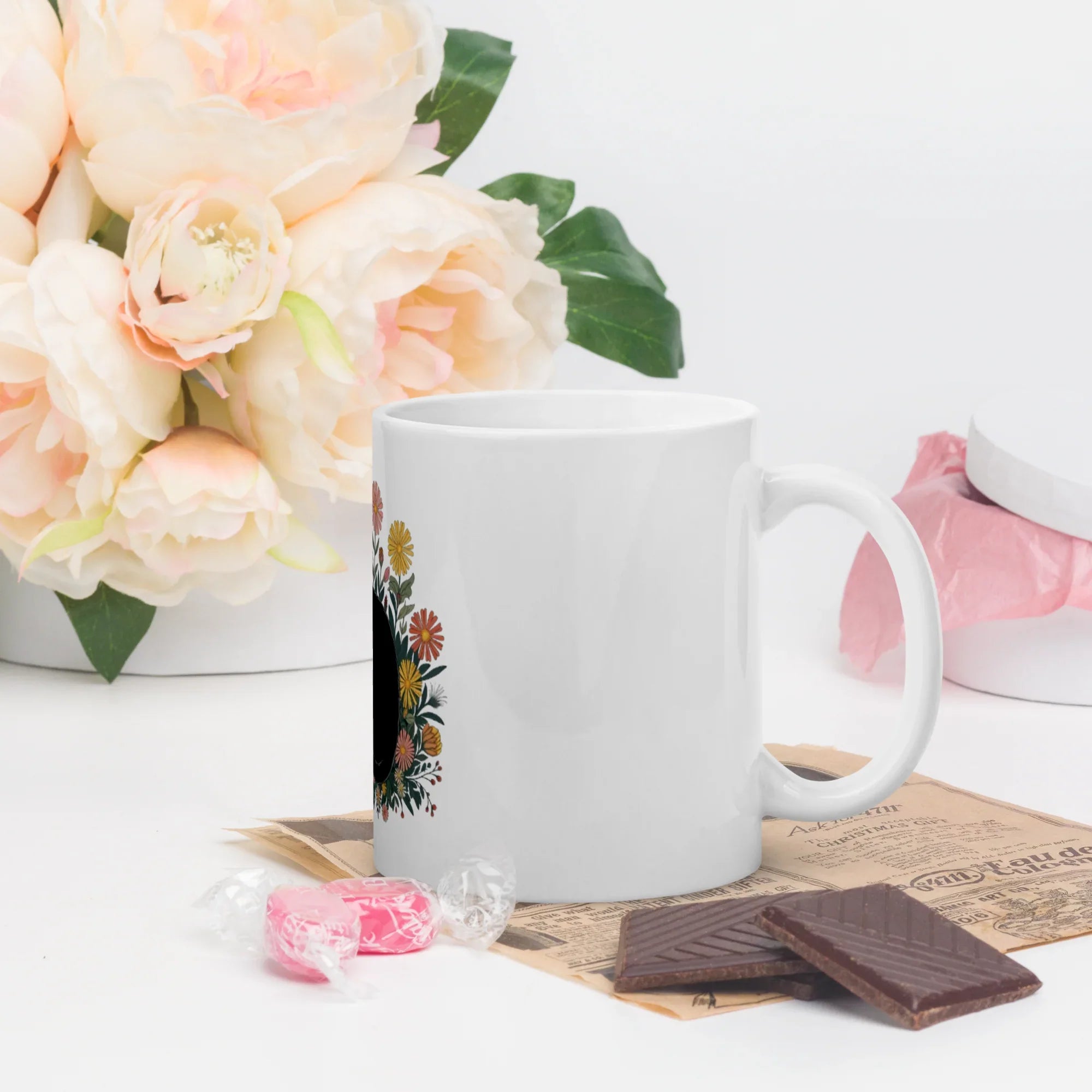 Black Cat Coffee Mug – Cute Floral Design for Cat Lovers - RaZits